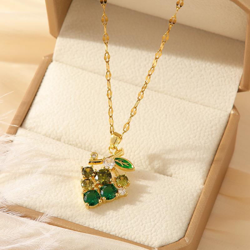 Fashion Design Emerald Grape Necklace For Women BAMBY